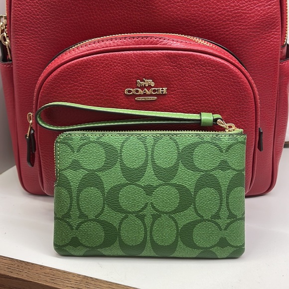 Coach Corner Zip Wristlet With Mini Vintage Rose Print Pink Lemonade Multi - Picture 12 of 16